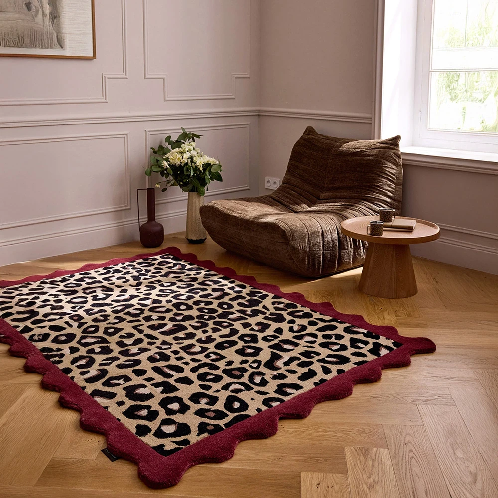 Tapis en laine motif léopard - bordeaux - 160x230 cm