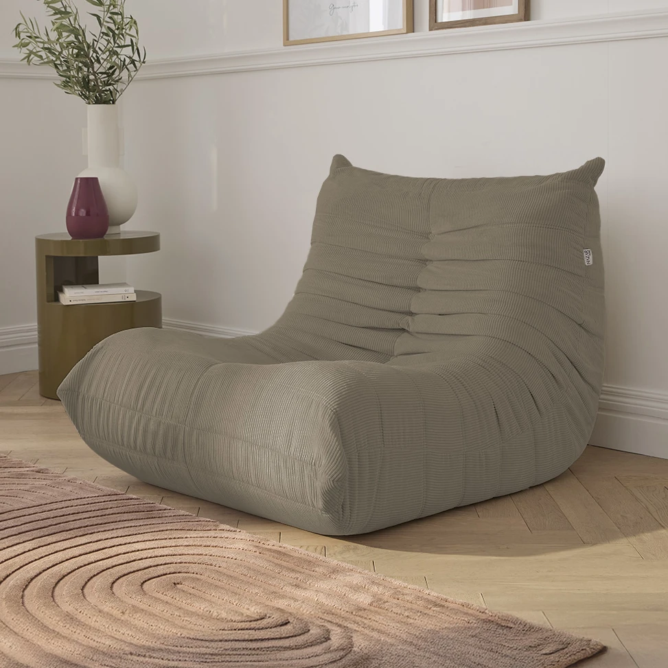 Fauteuil en velours côtelé taupe